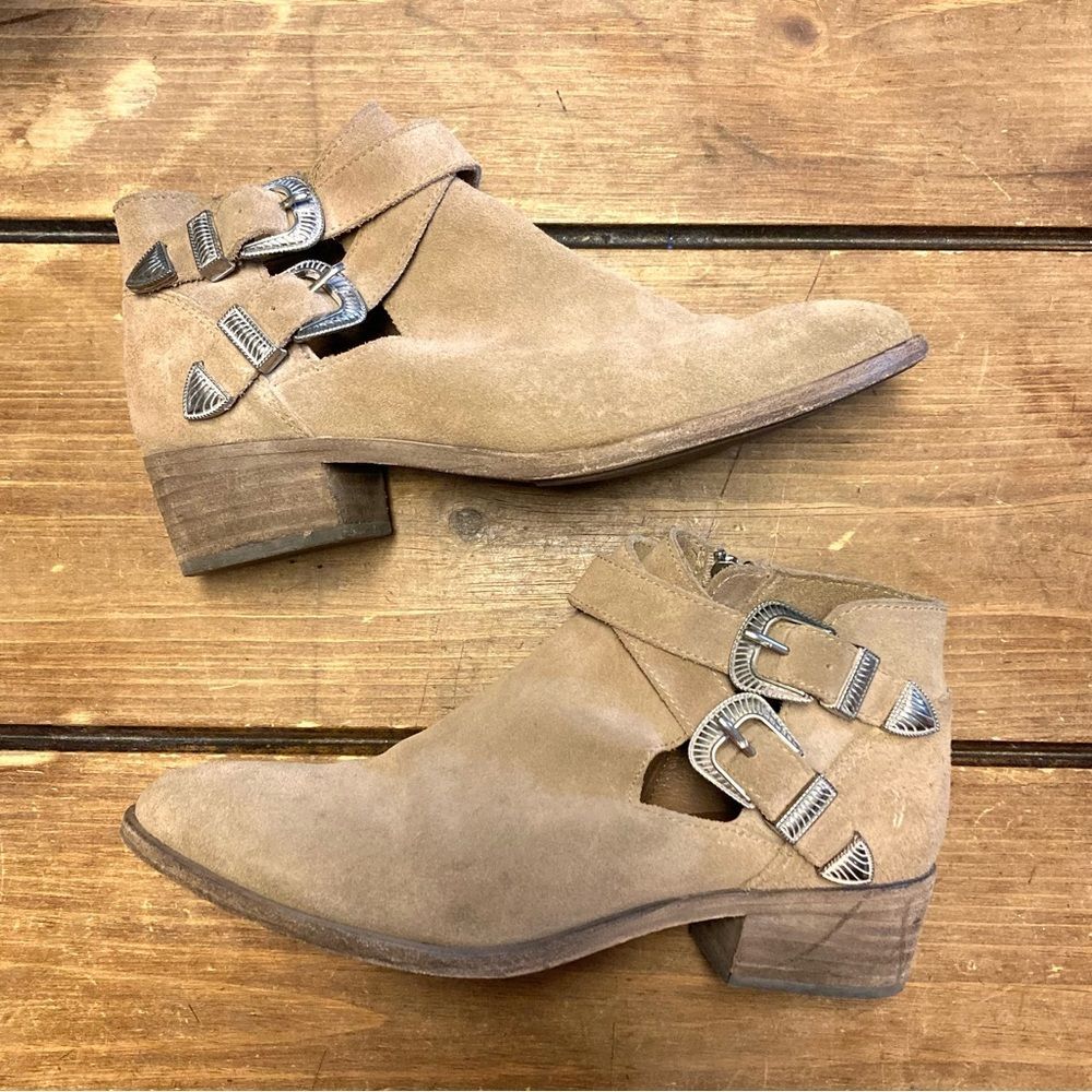 Frye Ray Western Booties Shootie Ankle Boots Size 6 Tan Leather Silver Buckles